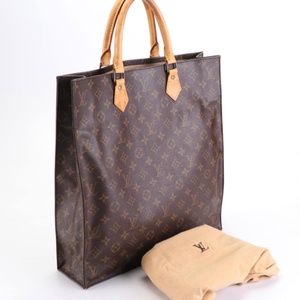 Louis Vuitton Sac Plat Tote In Monogram Cavas and Vachetta Leather